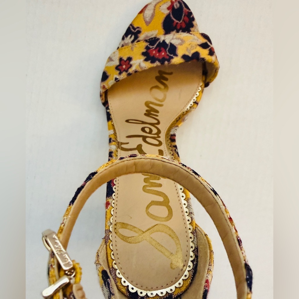 Sam Edelman Floral Jacquard Heels - Picture 5 of 9
